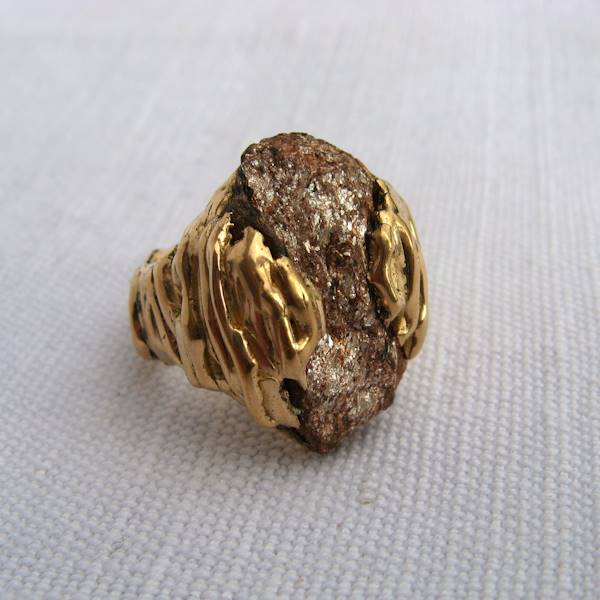 bague bronze et pierre de mica