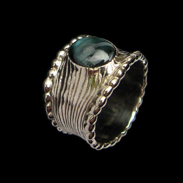bague cabochon bronze blanc