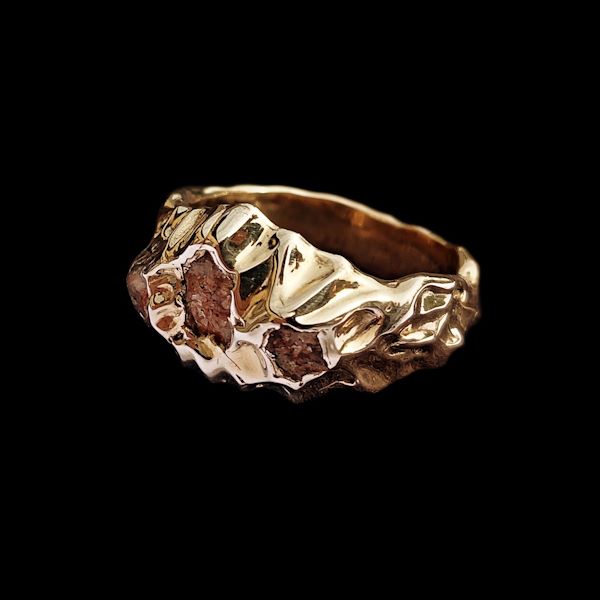 bague bronze jaune et pierres brutes